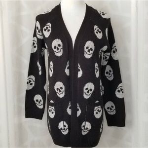 No boundaries skull cardigan